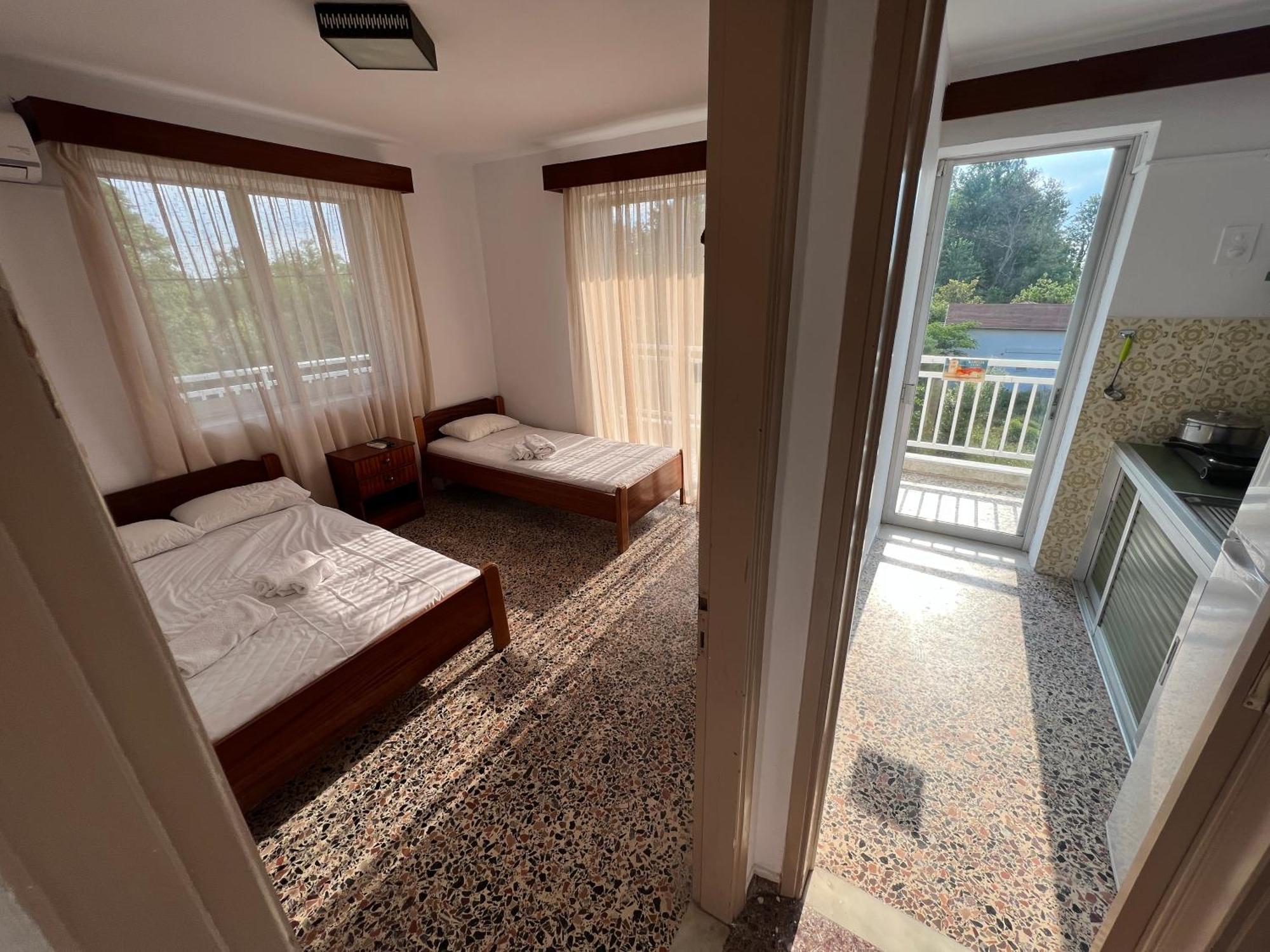 Prado Apartment Hotel Limín Litochórou Zimmer foto